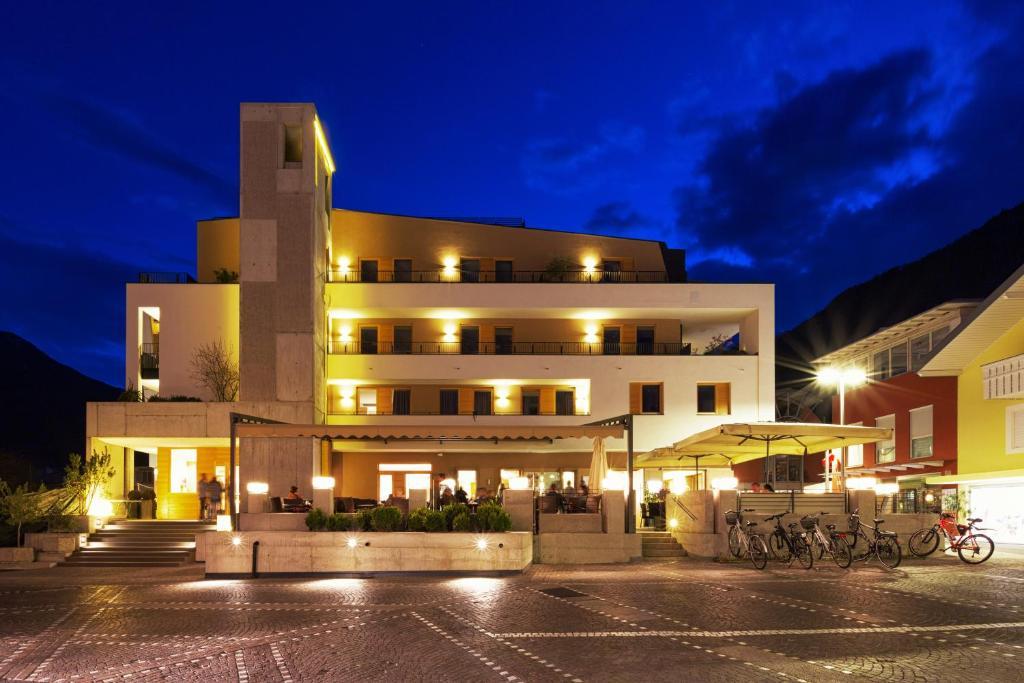 Kleinkunsthotel Naturns Luaran gambar
